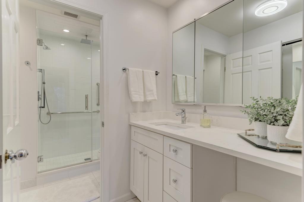 4000 Dundee Road, Unit 107 Northbrook, IL 60062 - Photo 16 of 31