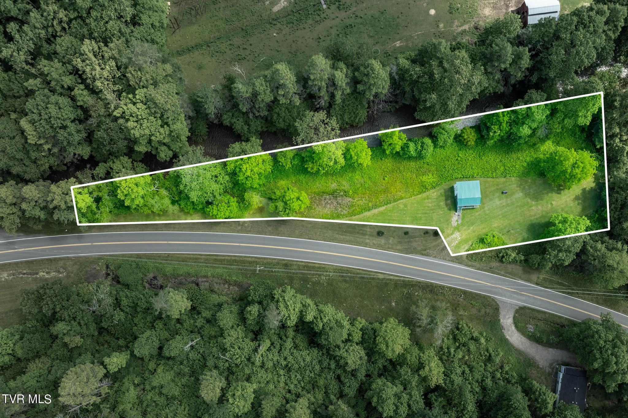 766 Doe Creek Road Butler, TN 37640 - Photo 35 of 50 766 Doe Creek Road (1 of 54)