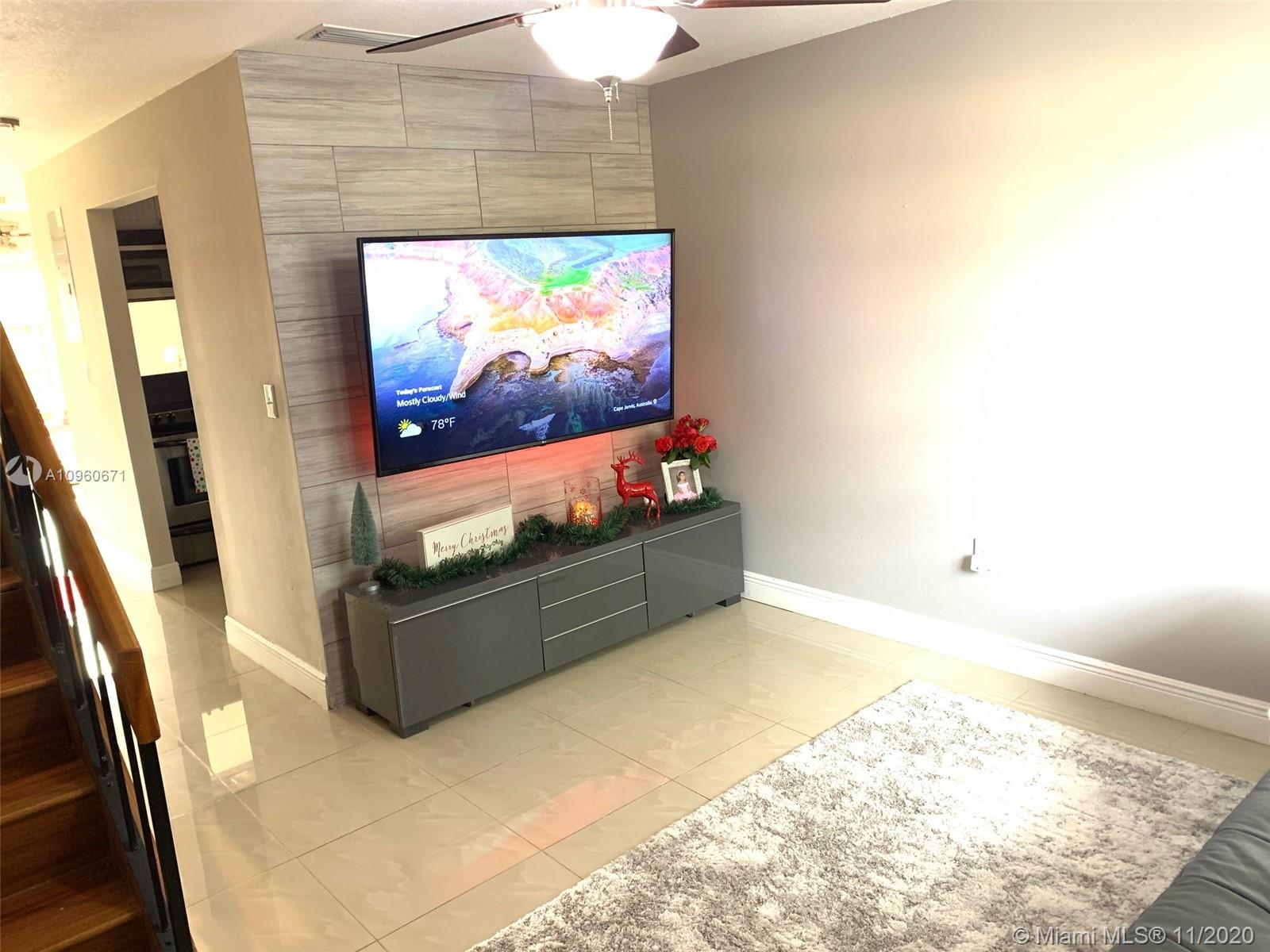 13308 Southwest 60th Terrace Miami, FL 33183 - Photo 2 of 18