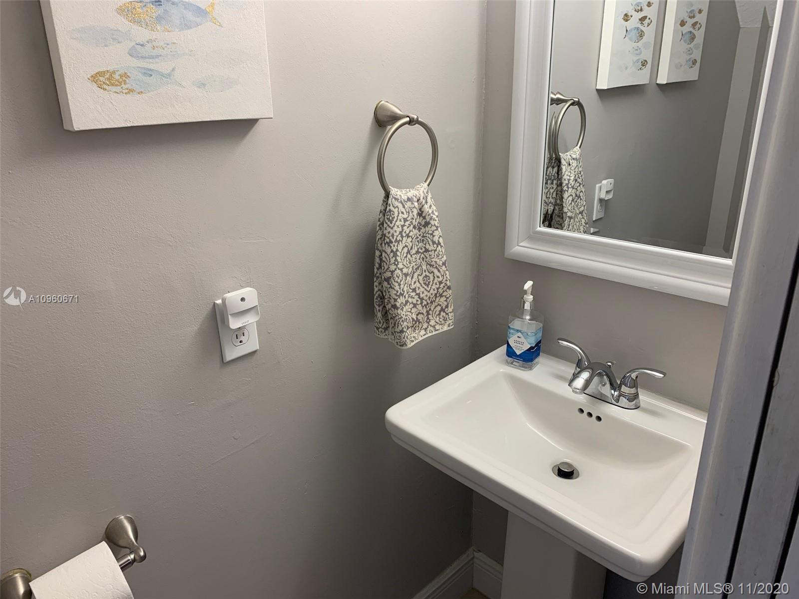 13308 Southwest 60th Terrace Miami, FL 33183 - Photo 5 of 18