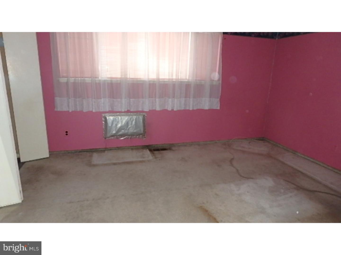12160 Rambler Road Philadelphia, PA 19154 - Photo 2 of 19