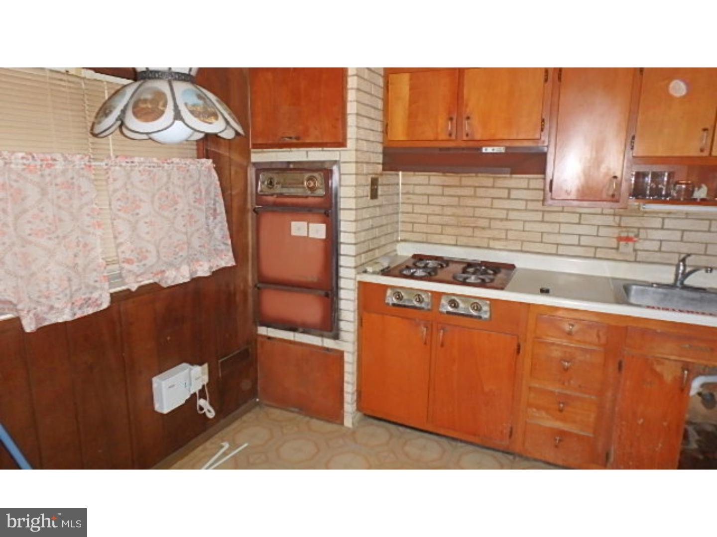 12160 Rambler Road Philadelphia, PA 19154 - Photo 11 of 19