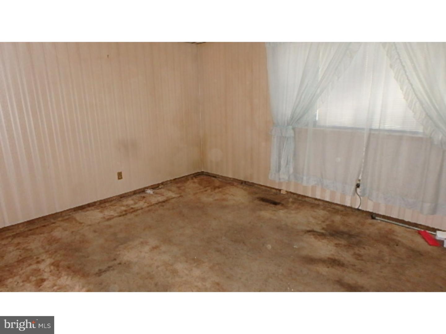 12160 Rambler Road Philadelphia, PA 19154 - Photo 16 of 19