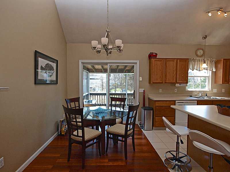 18 Conanicus Road Narragansett, RI 02882 - Photo 12 of 25 Dining Room.