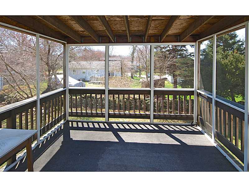 18 Conanicus Road Narragansett, RI 02882 - Photo 7 of 25 Patio/Deck.
