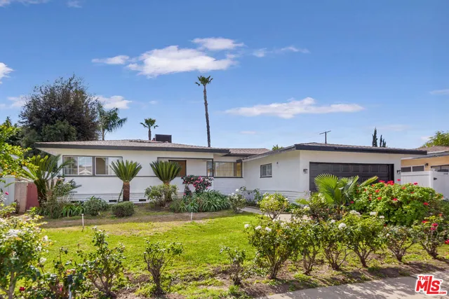 $949,000 | 19168 Erwin Street, Tarzana, CA 91335