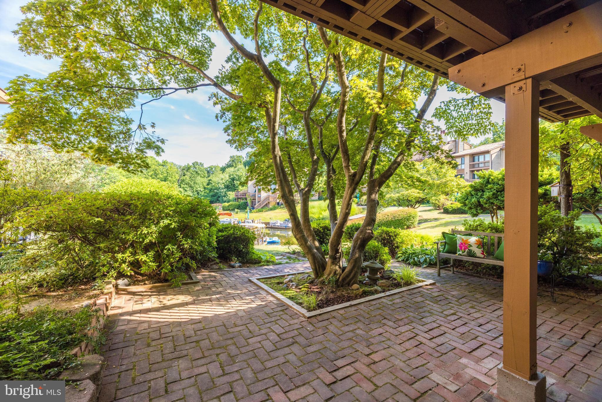 2025 Lakewinds Drive Reston, VA 20191 - Photo 6 of 11 Rear Patio