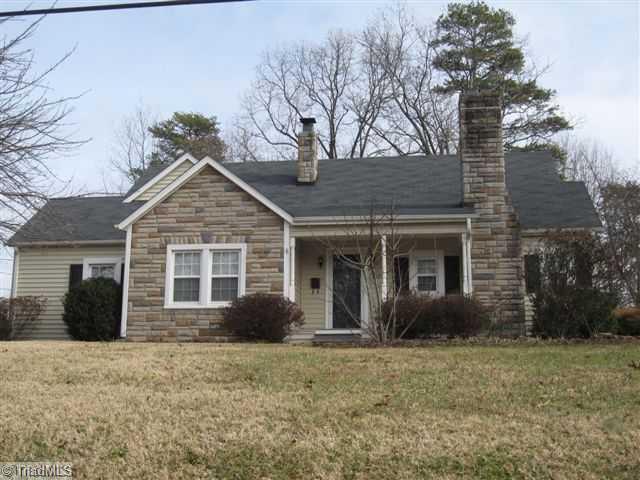 1635 Sandersted Road Southwest Winston-Salem, NC 27103 - Photo 1 of 12 Exterior Front.