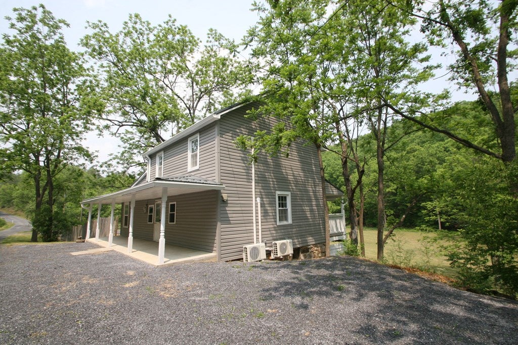 23479 Hollow Road Neelyton, PA 17239 - Photo 2 of 35 Gallery Image 2