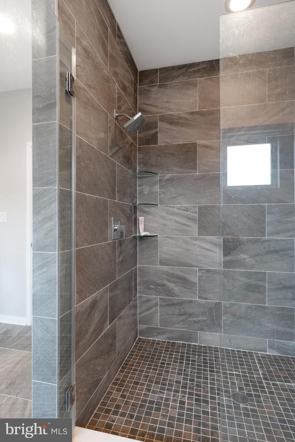 3831 Terrace Street, Unit G Philadelphia, PA 19128 - Photo 25 of 35