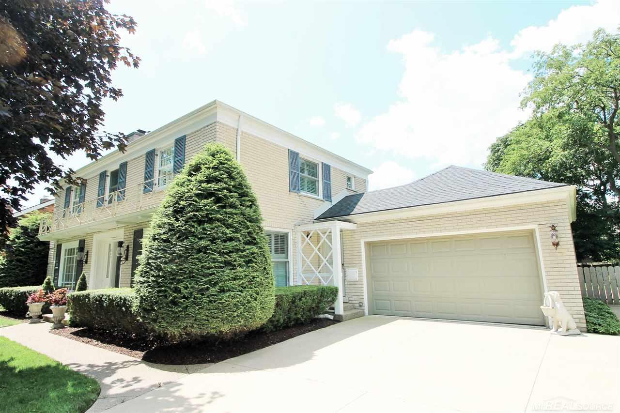 945 Trombley Road Grosse Pointe, MI 48230 - Photo 2 of 62 31388796-1.JPG