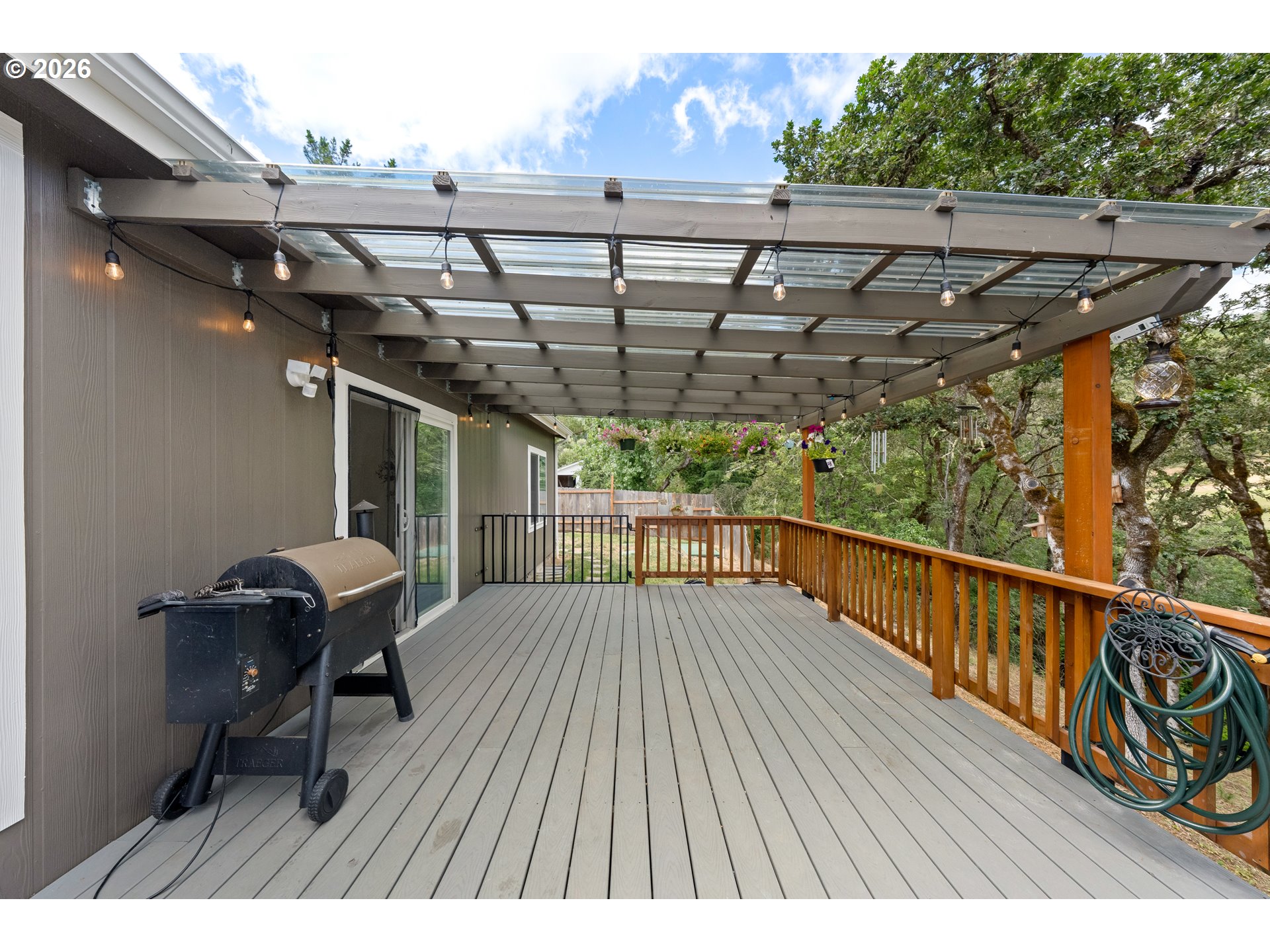 4458 Shoestring Road Riddle, OR 97469 - Photo 4 of 43