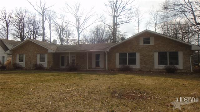 130 West Maple Lane Decatur, IN 46733 - Photo 1 of 18