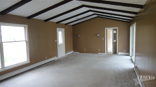 130 West Maple Lane Decatur, IN 46733 - Photo 7 of 18
