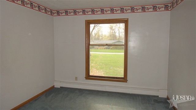 130 West Maple Lane Decatur, IN 46733 - Photo 9 of 18