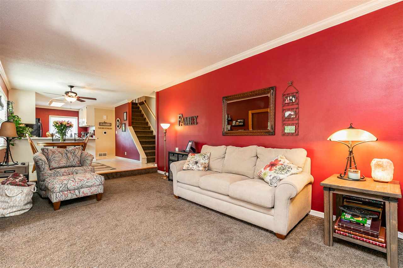 327 Boyson Road Northeast Cedar Rapids, IA 52402 - Photo 13 of 31 Gallery Image 13