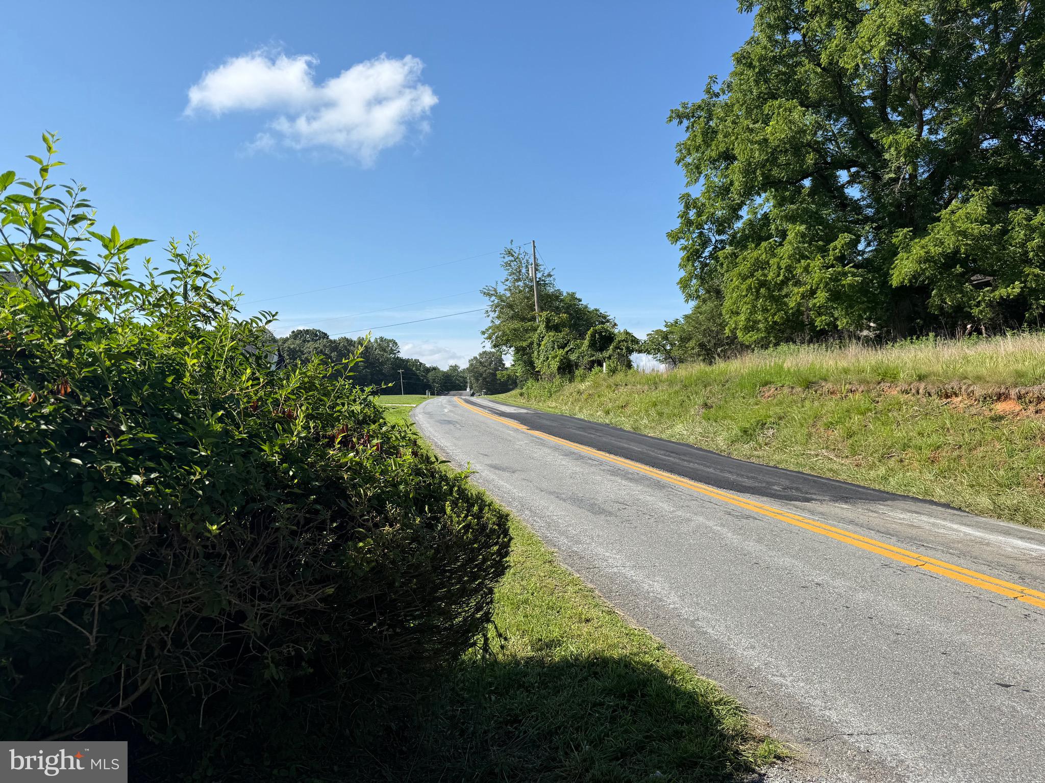 6101 A Goode Road Goode, VA 24556 - Photo 62 of 77