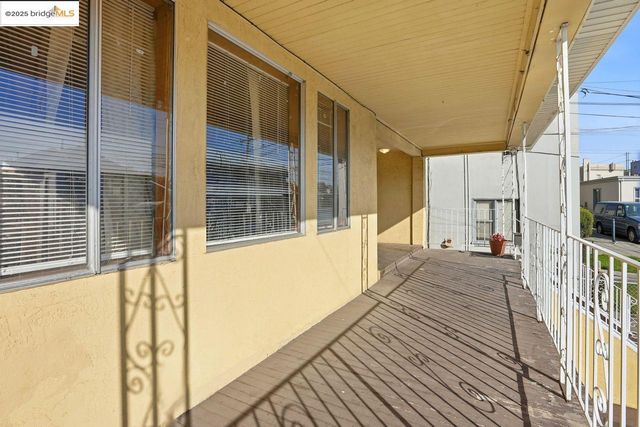 $765,000 | 1068 Aileen Street, Oakland, CA 94608