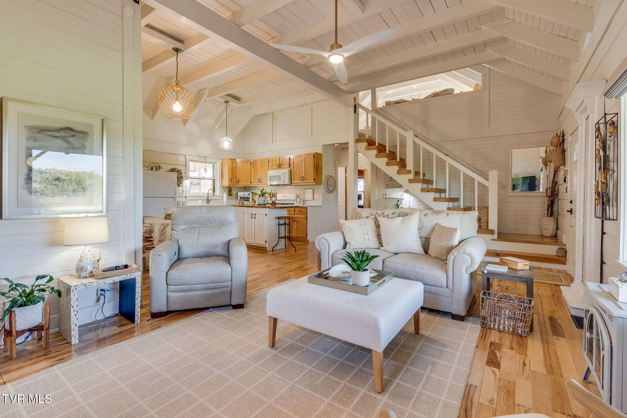 320 Barren Road Chuckey, TN 37641 - Photo 11 of 59 007