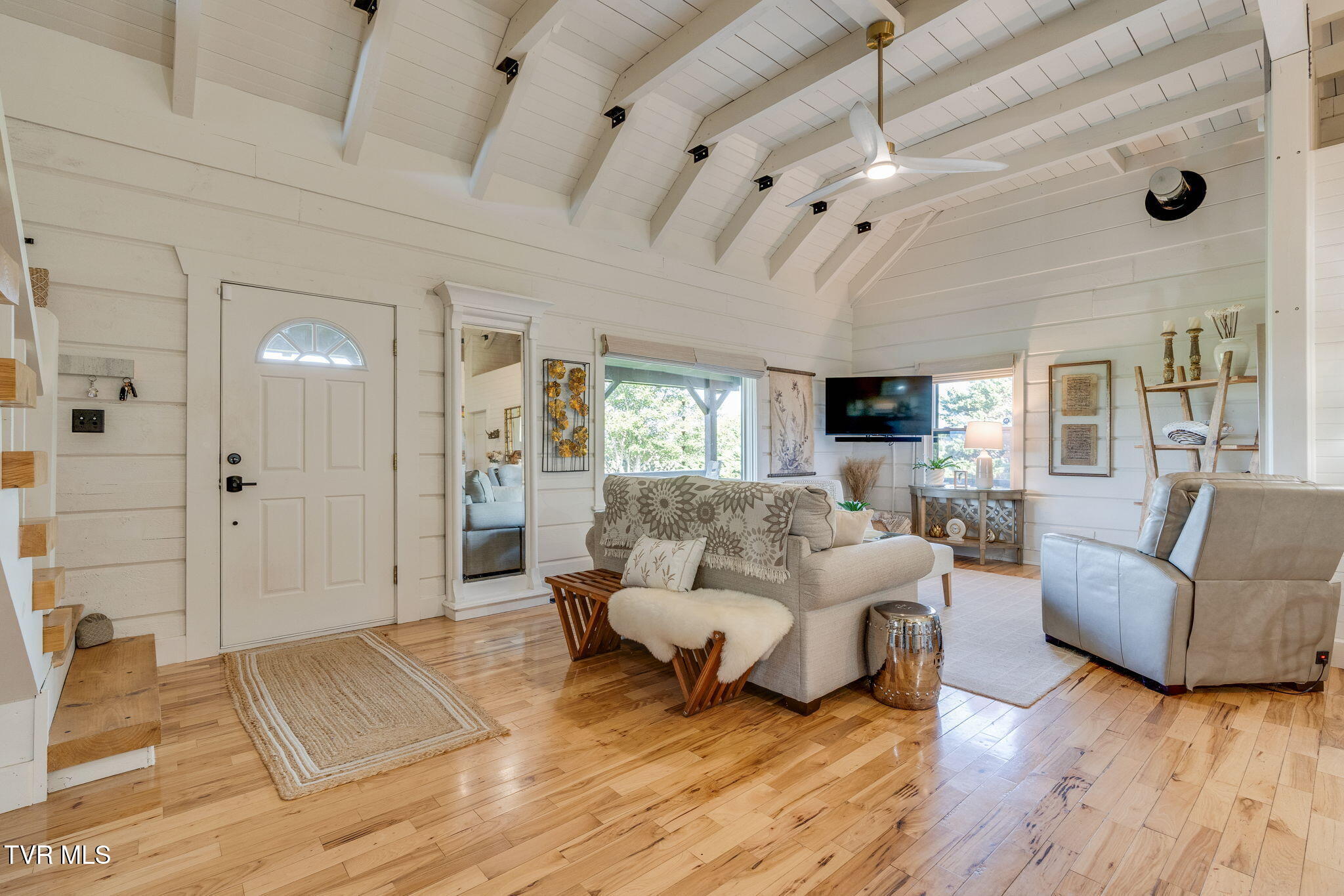 320 Barren Road Chuckey, TN 37641 - Photo 10 of 59 006