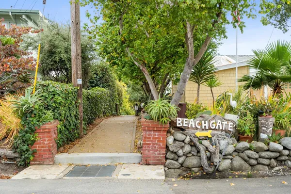 $1,199,888 | 771 Seacliff Drive, Aptos, CA 95003