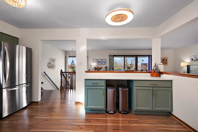 $314,900 | 11053 Louetta Lane, Unit 193, Orland Park, IL 60467