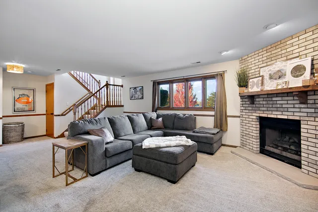 $314,900 | 11053 Louetta Lane, Unit 193, Orland Park, IL 60467