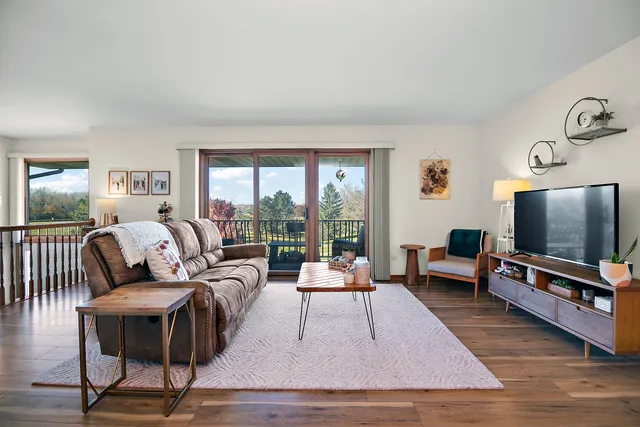 $314,900 | 11053 Louetta Lane, Unit 193, Orland Park, IL 60467