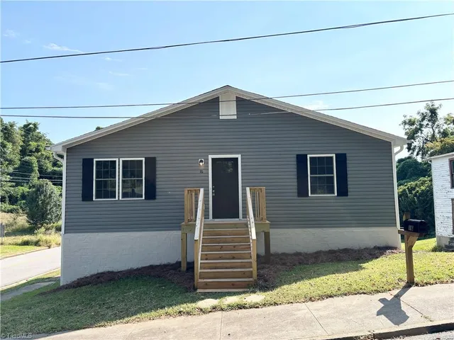 $299,000 | 16 Aaron Street, Martinsville, VA 24112