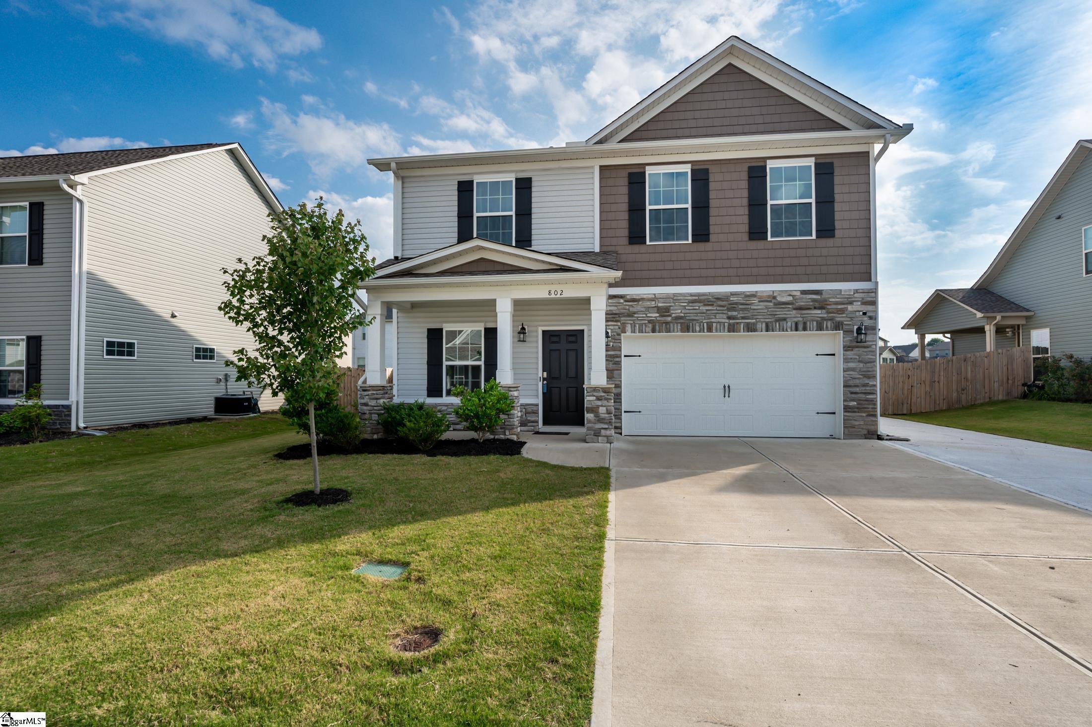 802 Camberwell Road Simpsonville, SC 29680 - Photo 1 of 36 Gallery Image 1