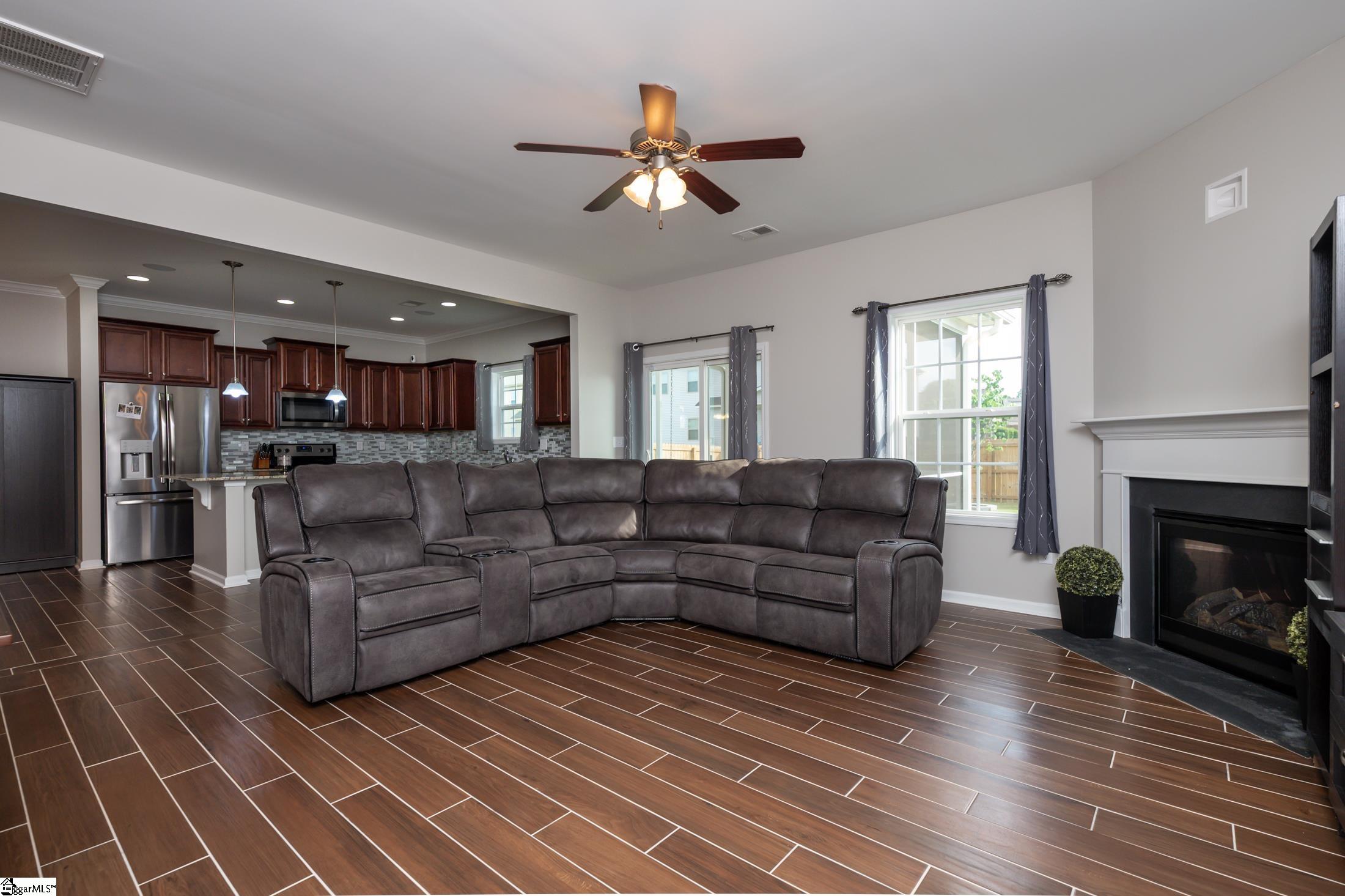 802 Camberwell Road Simpsonville, SC 29680 - Photo 13 of 36 Gallery Image 13