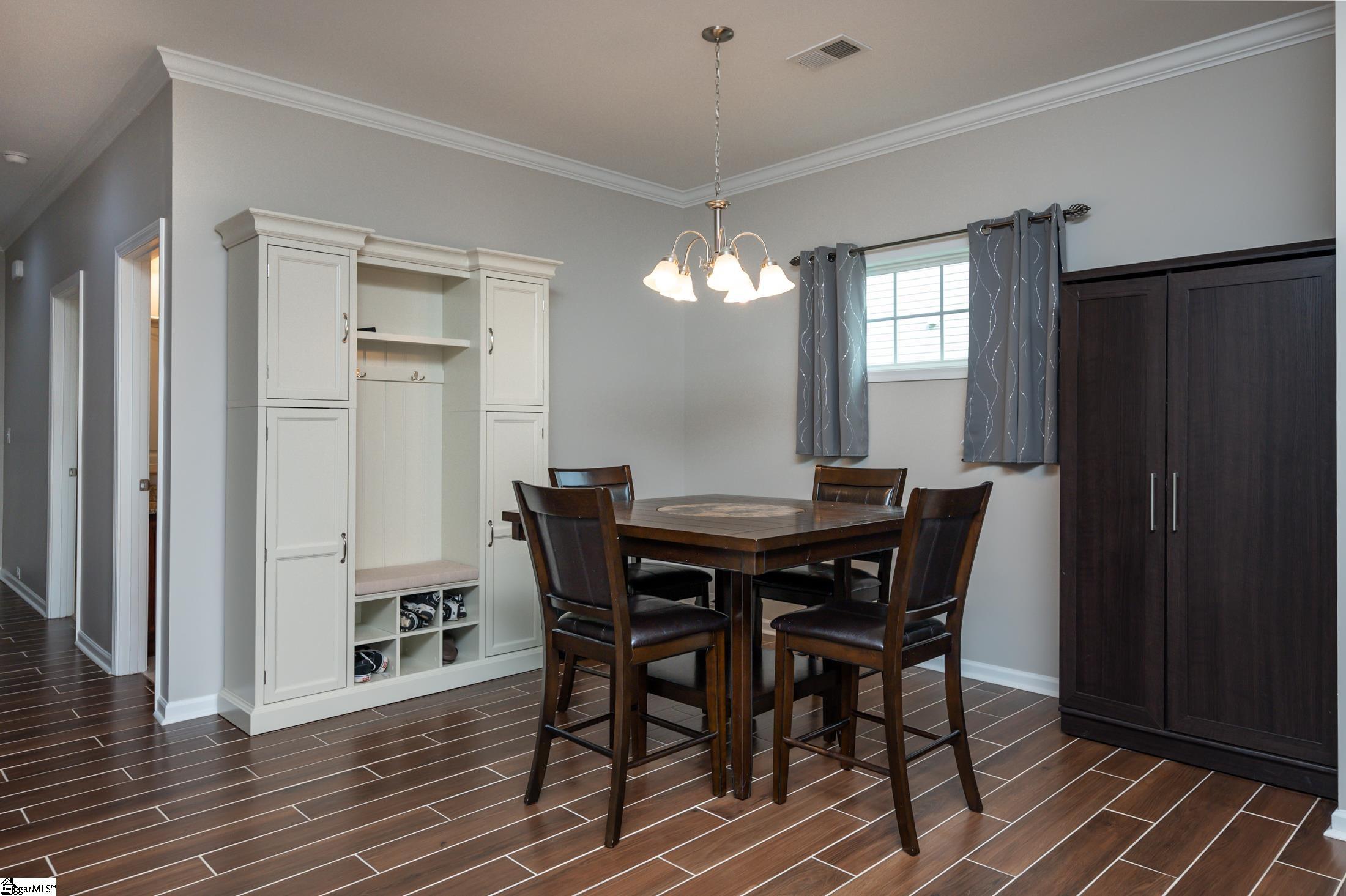 802 Camberwell Road Simpsonville, SC 29680 - Photo 4 of 36 Gallery Image 4