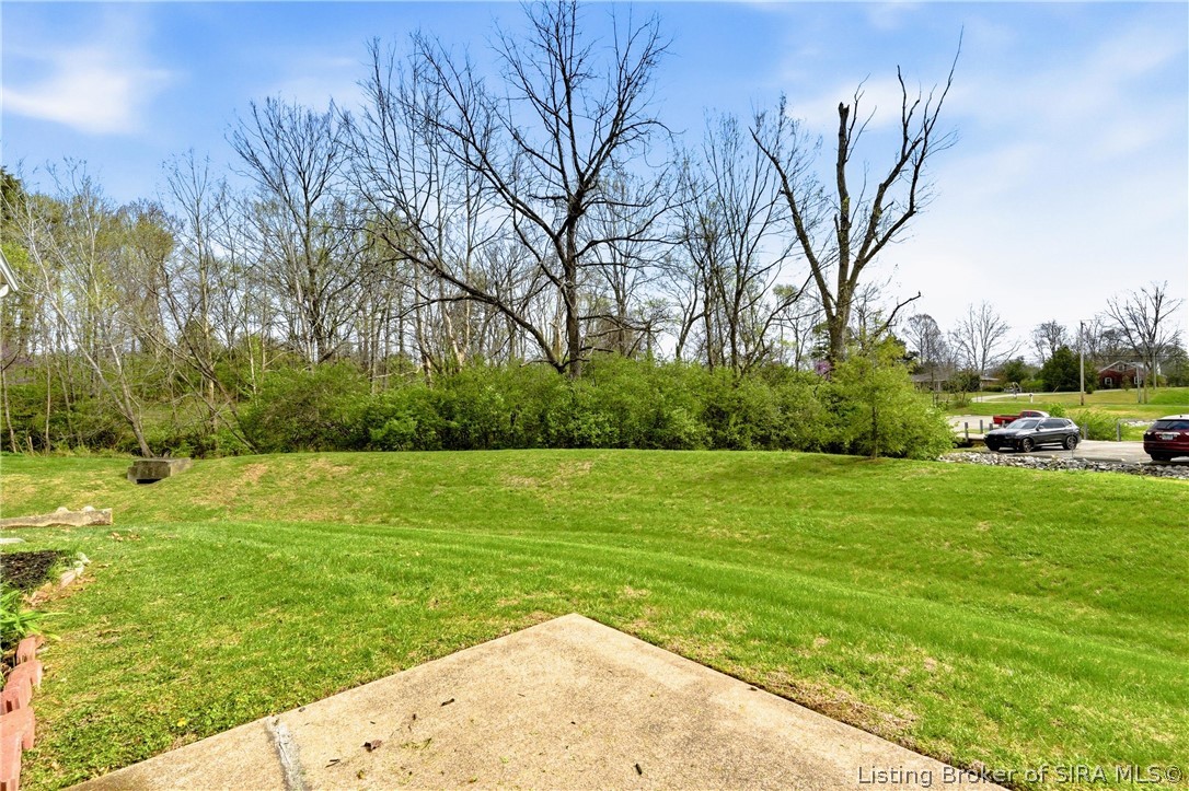 2414 Trinity Run Court New Albany, IN 47150 - Photo 25 of 36