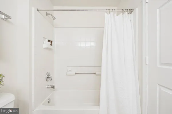 $475,000 | 3200 North Leisure World Boulevard, Unit 906, Silver Spring, MD 20906