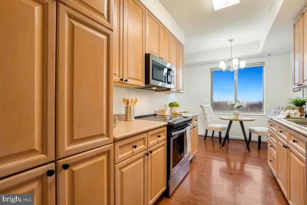 $475,000 | 3200 North Leisure World Boulevard, Unit 906, Silver Spring, MD 20906