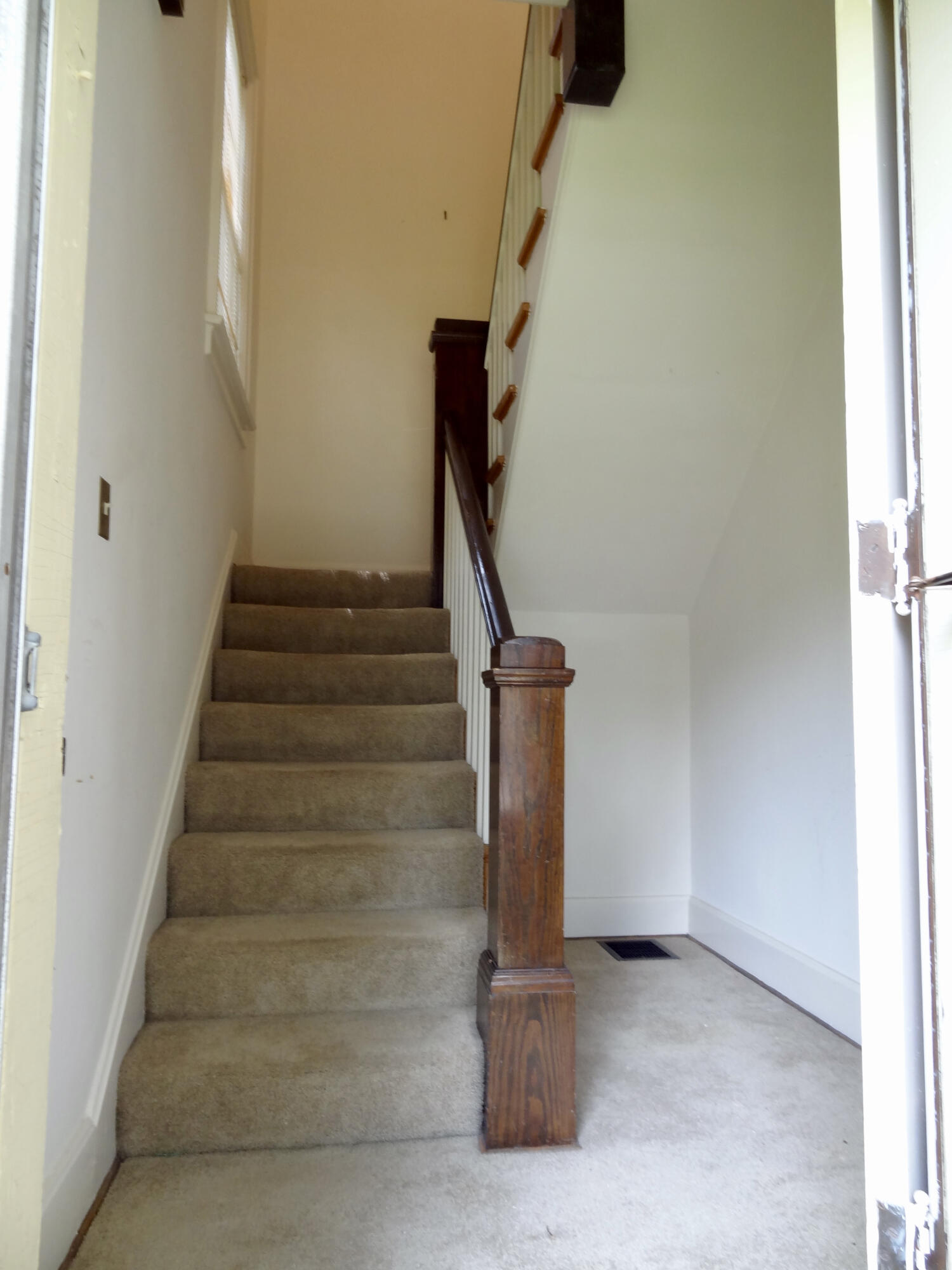 225-227 Sycamore Road Lexington, KY 40502 - Photo 35 of 80 6D139E6B-E178-4413-992D-9389F5E9C7F2_1_2