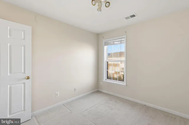 $2,800 | 13532 Stargazer Terrace, Centreville, VA 20120