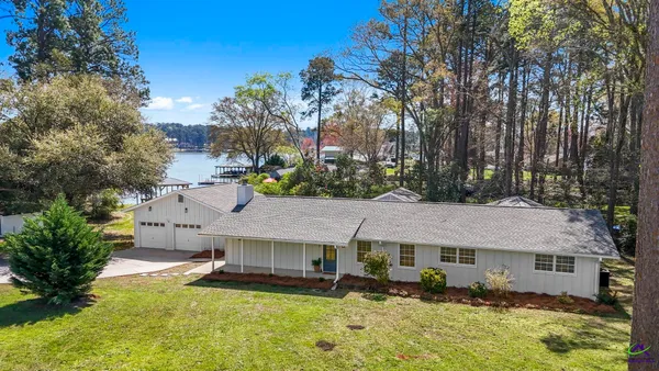 $679,900 | 177 Lakeshore Circle Northeast, Milledgeville, GA 31061