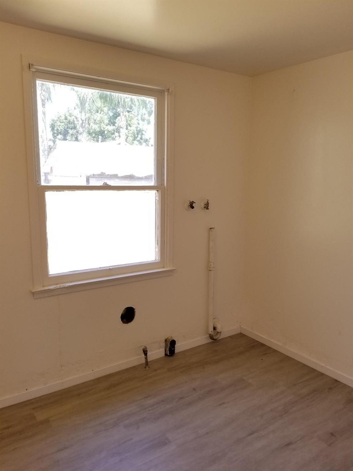 1026 South Church Avenue Reedley, CA 93654 - Photo 23 of 44