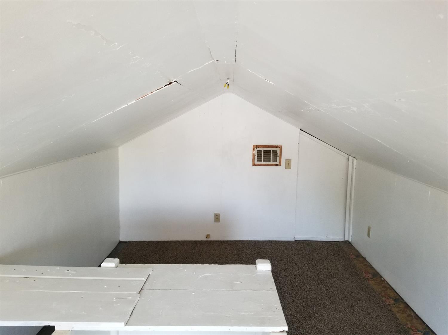 1026 South Church Avenue Reedley, CA 93654 - Photo 26 of 44