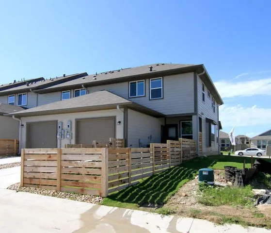 $2,075 | 719 Coconut Grove Street, Pflugerville, TX 78660