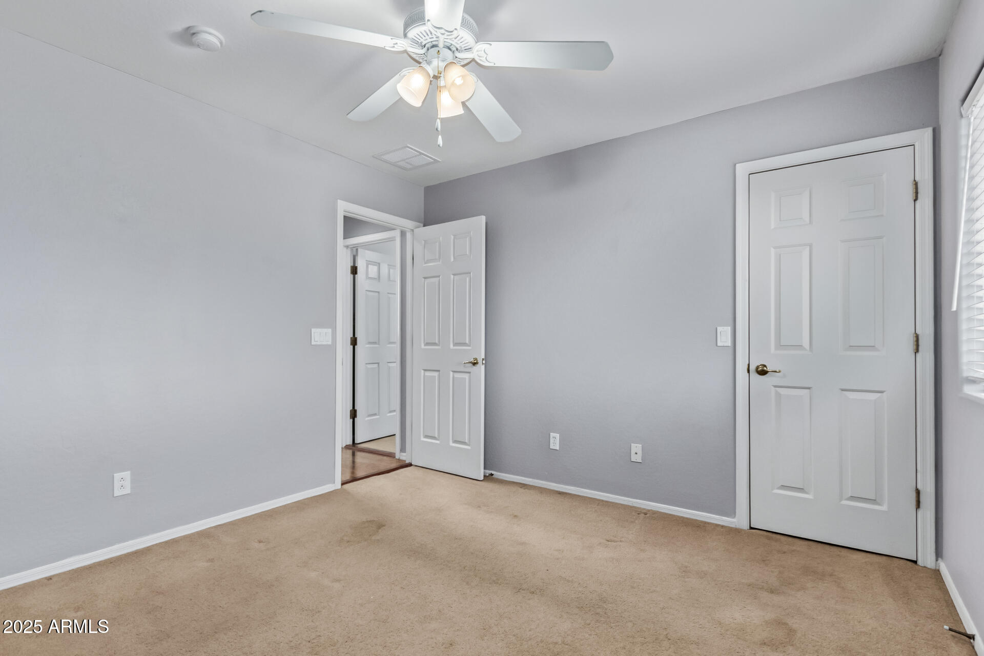 2642 West Florentine Road Phoenix, AZ 85086 - Photo 32 of 41 30 Florentine