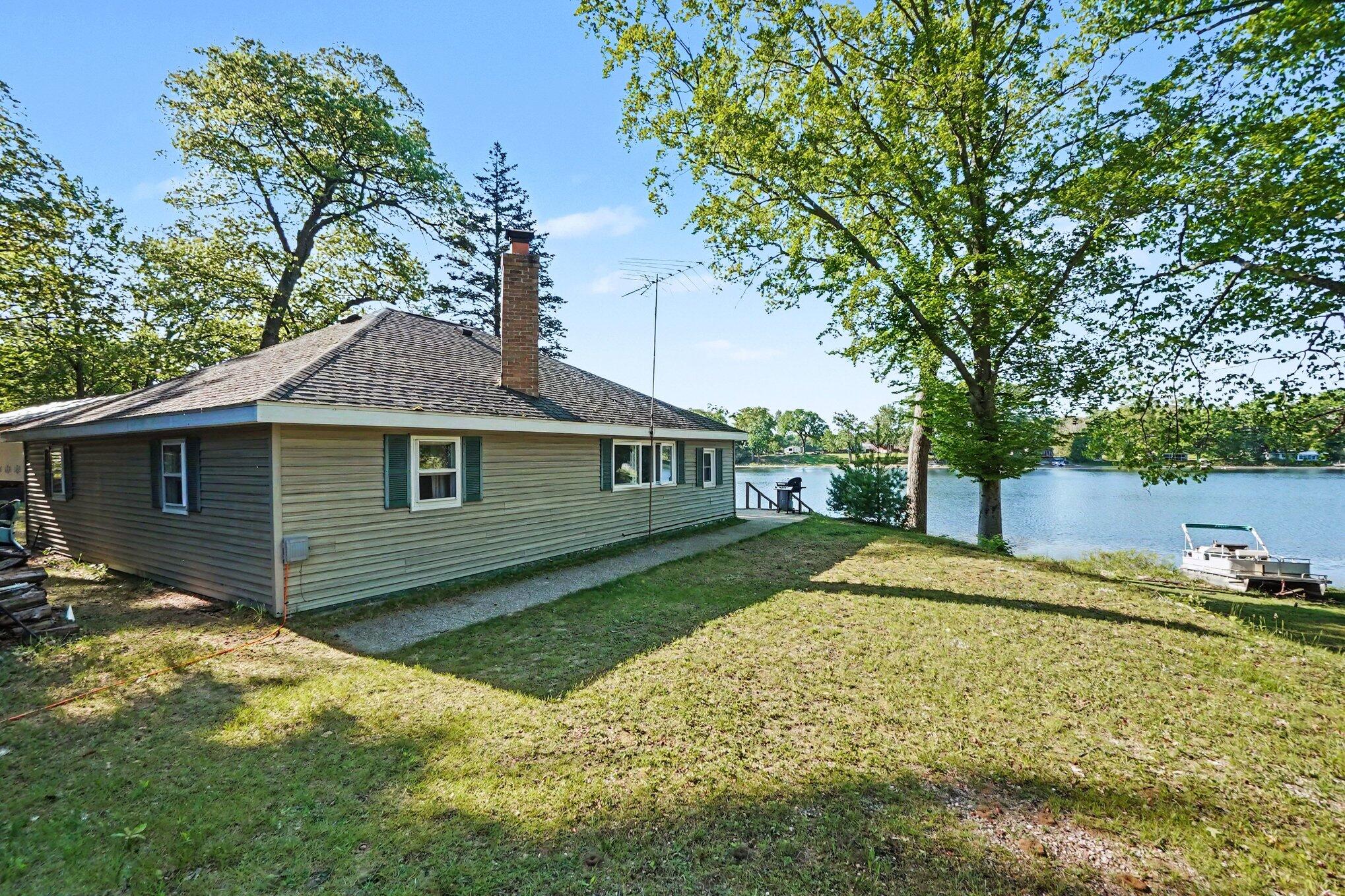 5207 East High Tower Lake Road Hesperia, MI 49421 - Photo 4 of 32 007_file_1434