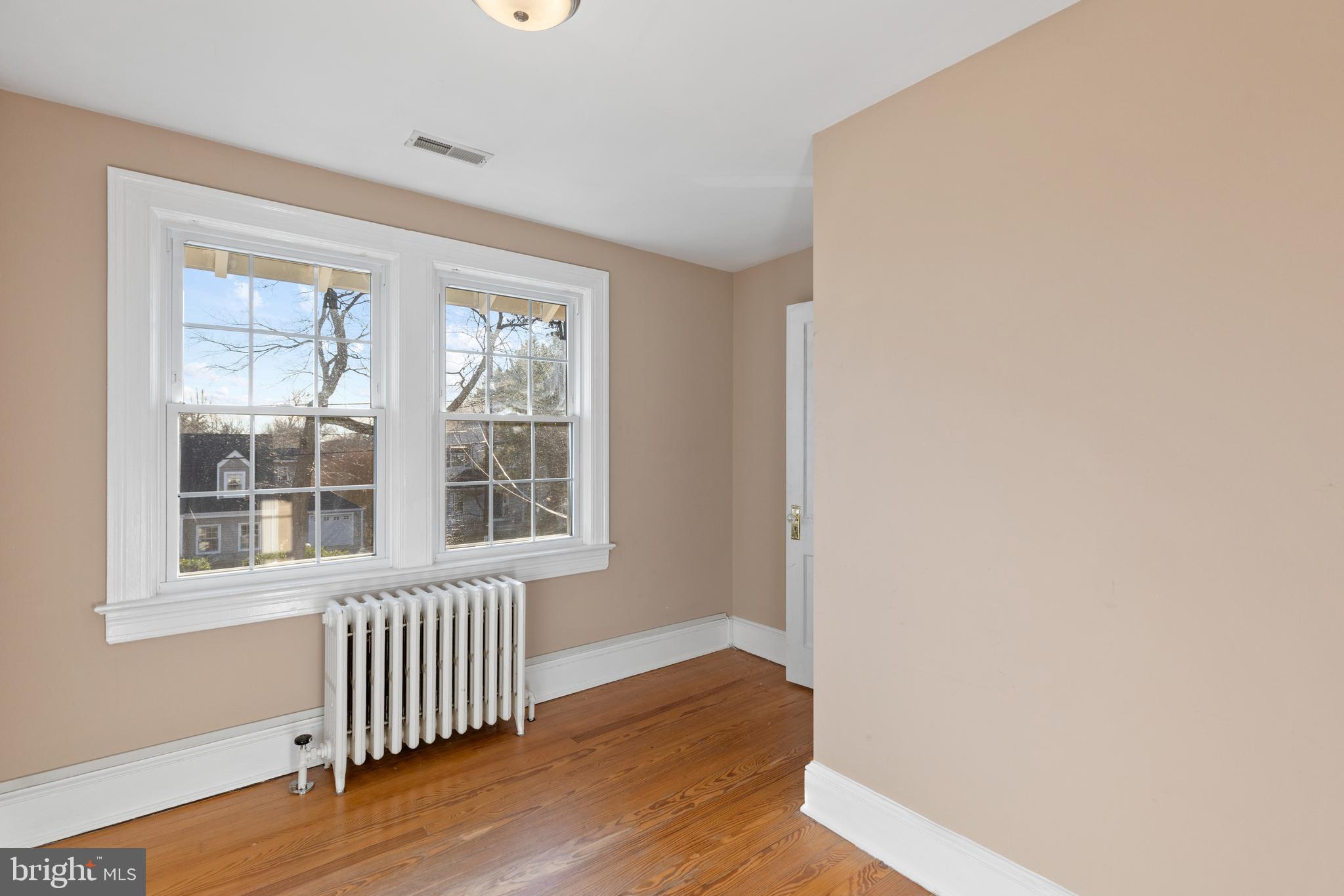 11119 Midvale Road Kensington, MD 20895 - Photo 23 of 37 Office/den