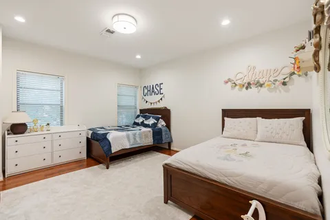 $695,000 | 6734 Vanderbilt Street, Unit 8, Houston, TX 77005