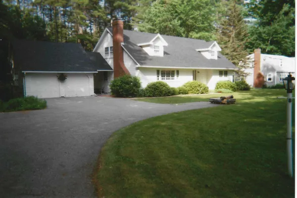 $600,000 | 207 North High Street, Bridgton, ME 04009