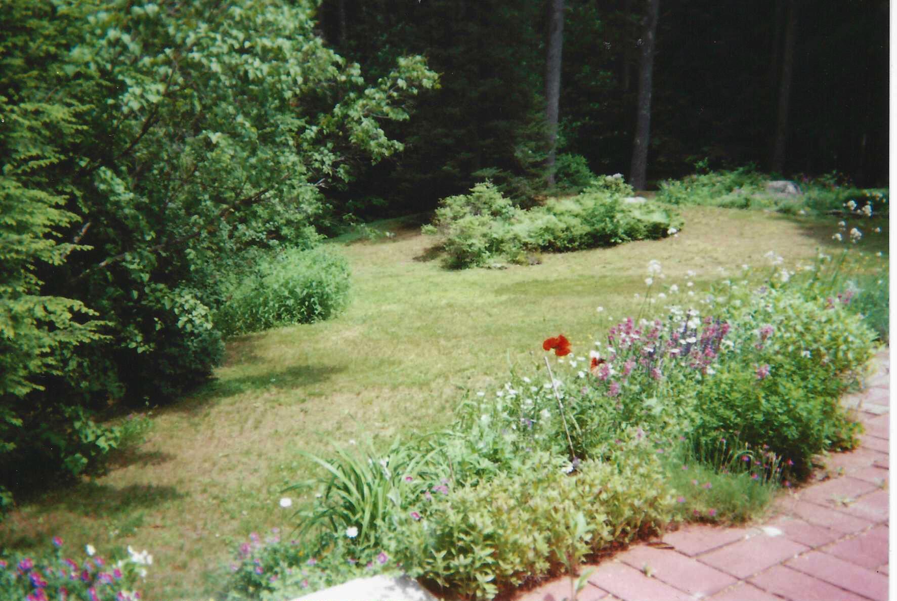 207 North High Street Bridgton, ME 04009 - Photo 5 of 43 Gardens