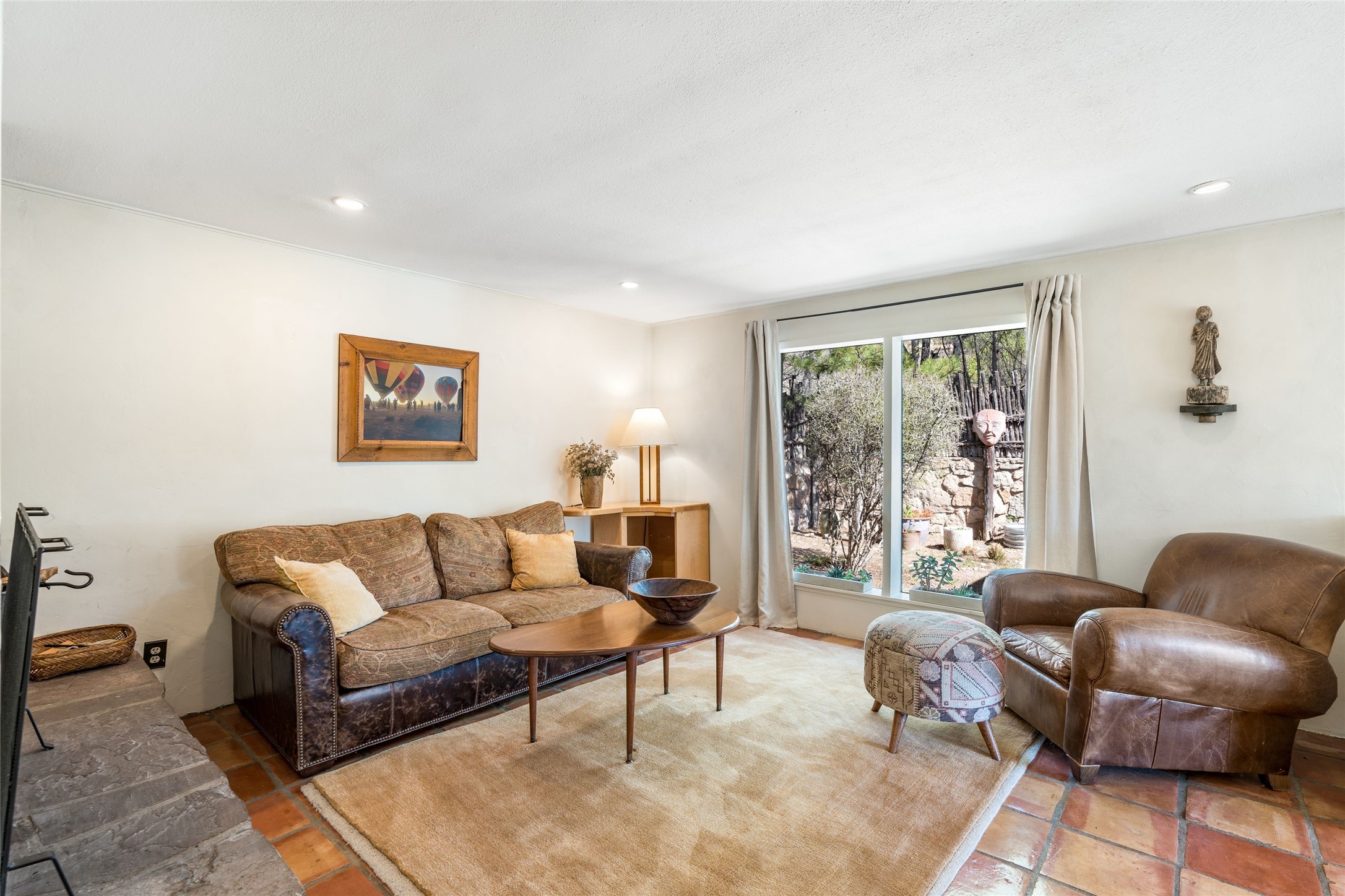1402 Bishops Lodge Road, Unit A Santa Fe, NM 87506 - Photo 9 of 40 Living Room