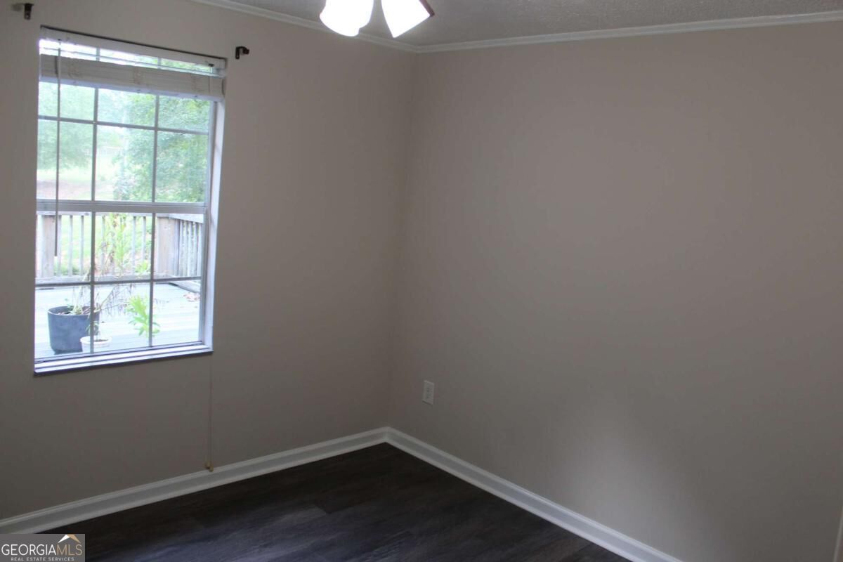 190 Roberts Point Road Jackson, GA 30233 - Photo 15 of 29 Gallery Image 15