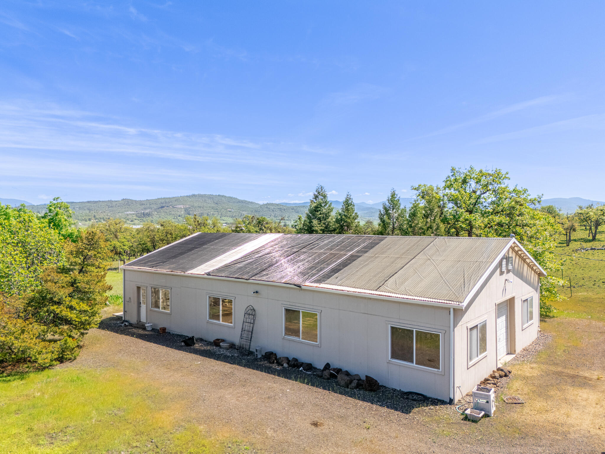 1918 Stevens Road Eagle Point, OR 97524 - Photo 69 of 74 DJI_20250428141824_0309_D-HDR